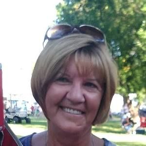 Meet your Posher, Carolyn